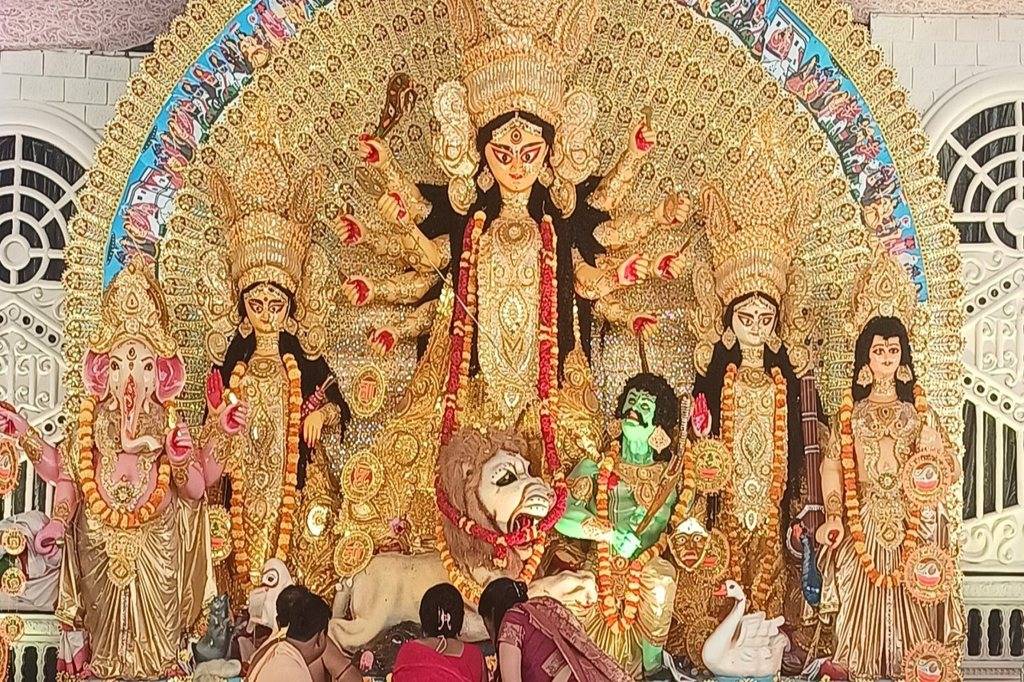 দূর্গাপুজার একটি মণ্ডপ